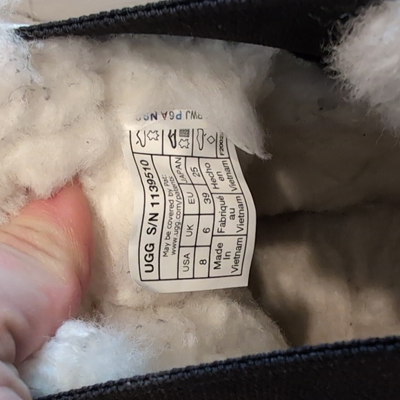 UGG Neumal Platform Chelsea Women's White Boots - Picture 9 of 10